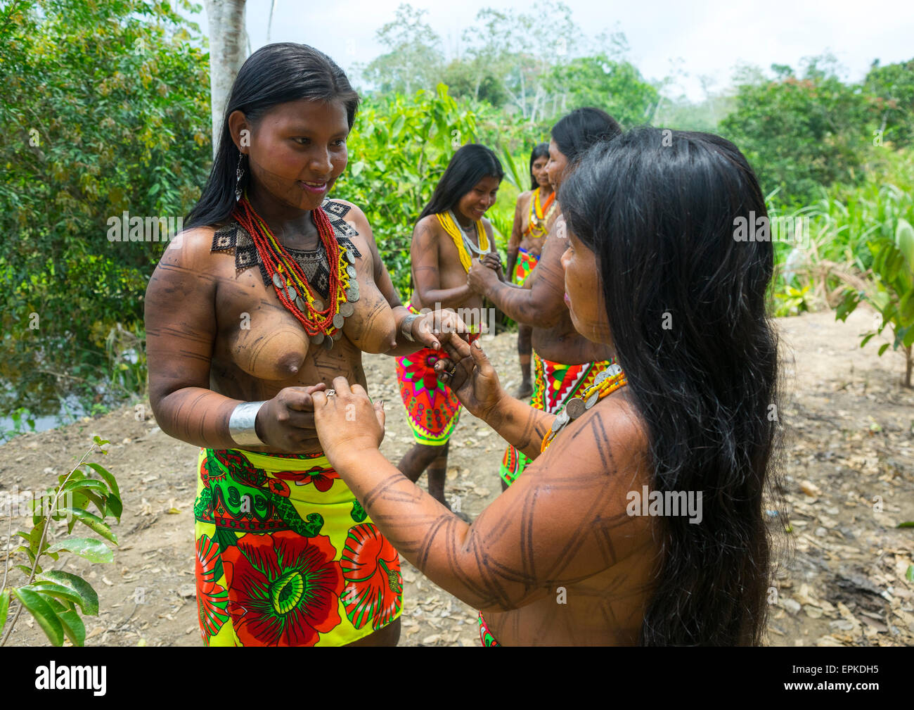 women nude tribe