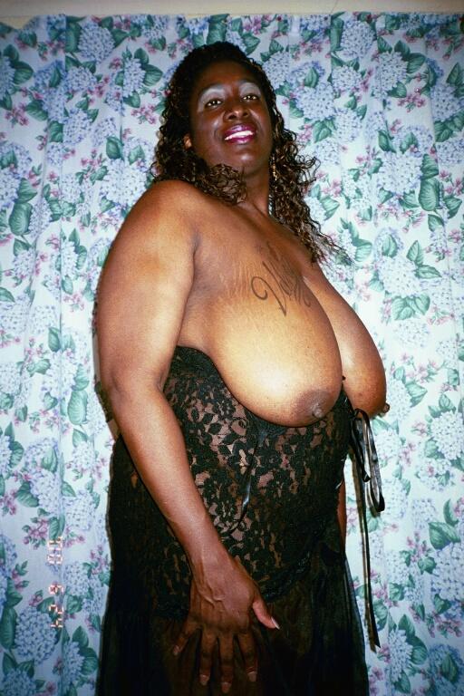 black big Hot mom naked ass