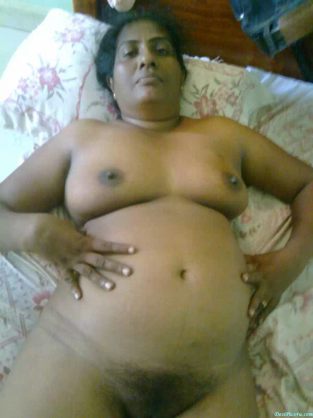 aunties indian Girl hairy